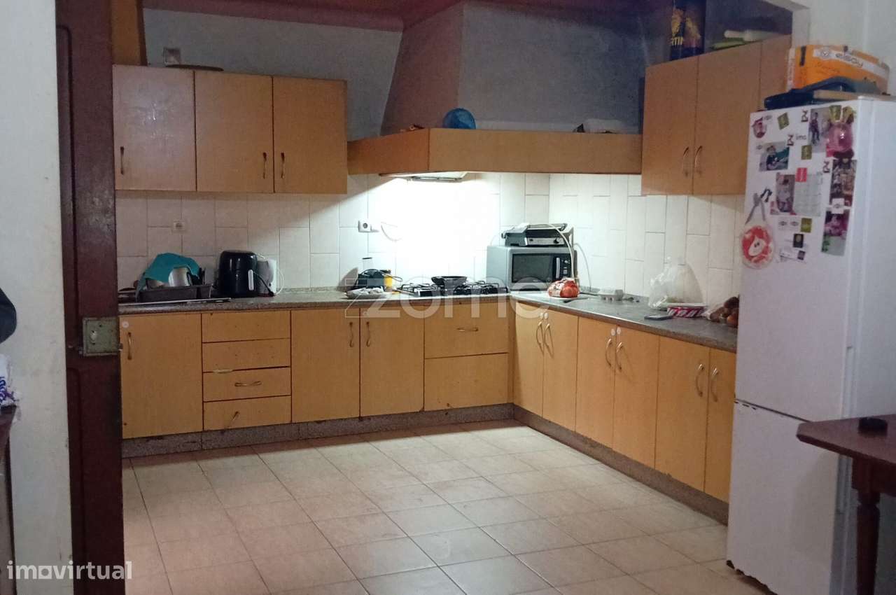 Moradia T4 | Bustos | Oliveira do Bairro | Garagem e Terreno-11