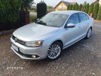 Volkswagen Jetta 1.6 TDI Highline - 9