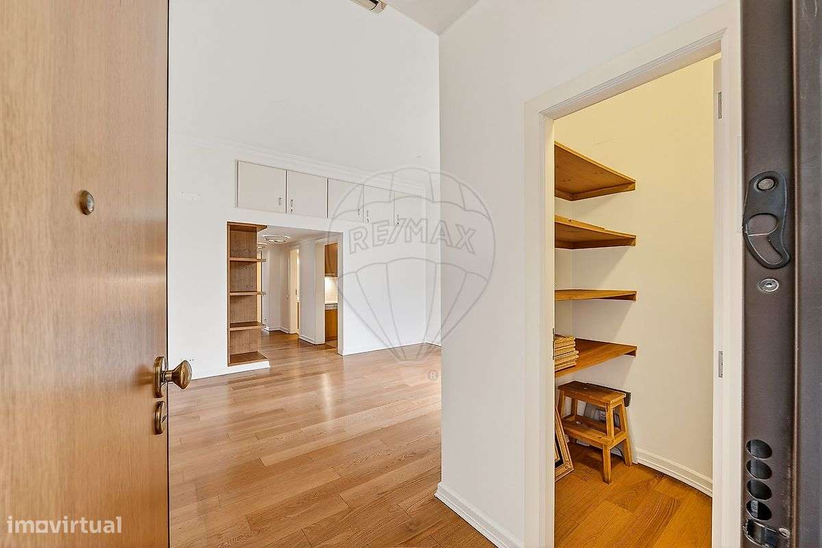 Apartamento T1 para arrendamento - Grande imagem: 2/27