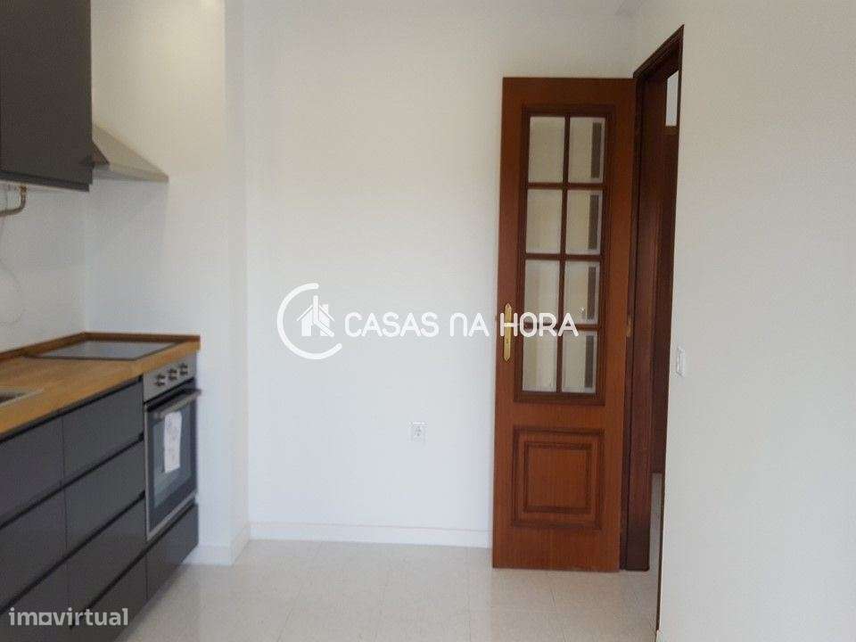 Setúbal, Urbissado, 3 Assoalhadas renovadas para arrendamento. - Grande imagem: 5/18