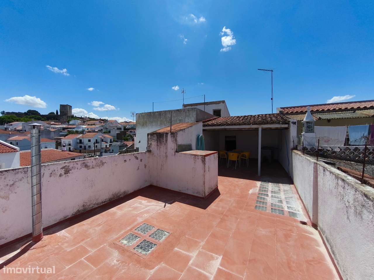 Moradia T2 Remodelada com Terraço em Moura – Charme Alentejano e Excel-14