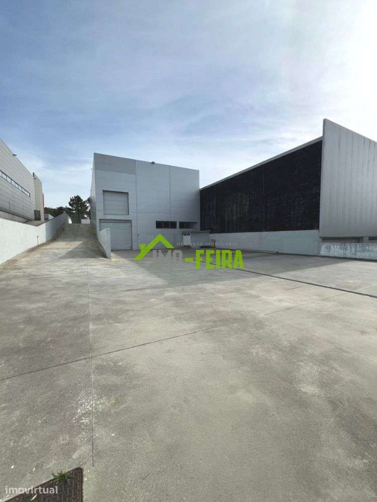 Pavilhão industrial , Fiães-18