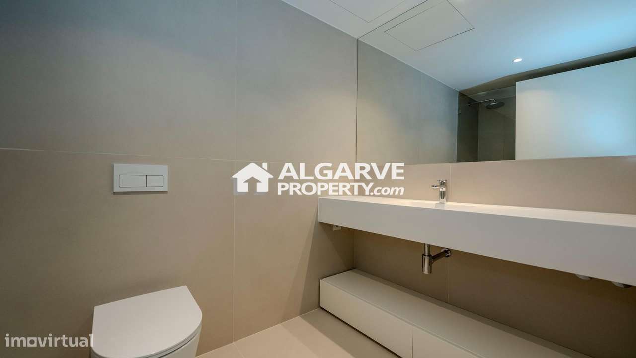 Sofisticação Moderna no Coração de Vilamoura: Apartamento Premium T2 n-14
