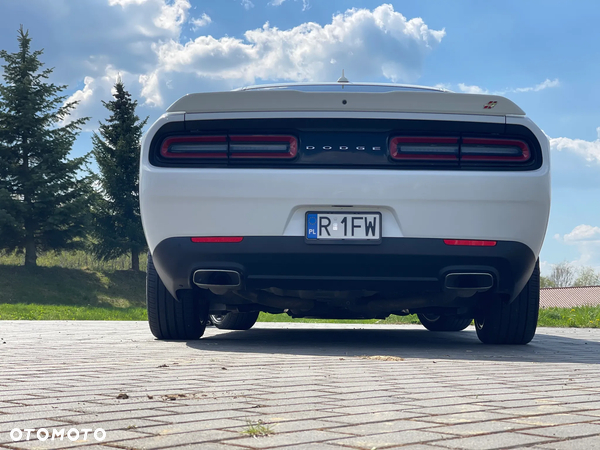 Dodge Challenger Automatik SXT Plus - 8