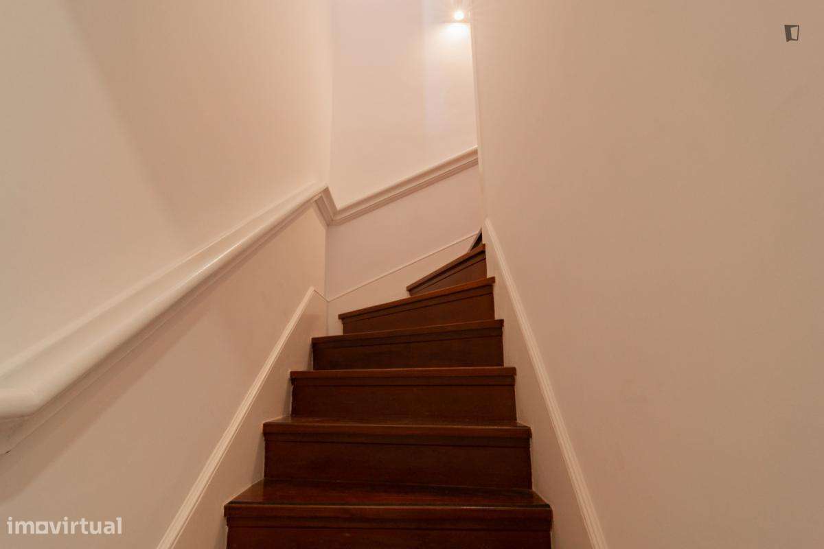 Apartamento com 2 quartos - localizado em Estoril Lisbon - Grande imagem: 1/6