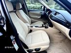 BMW X1 sDrive20d - 29