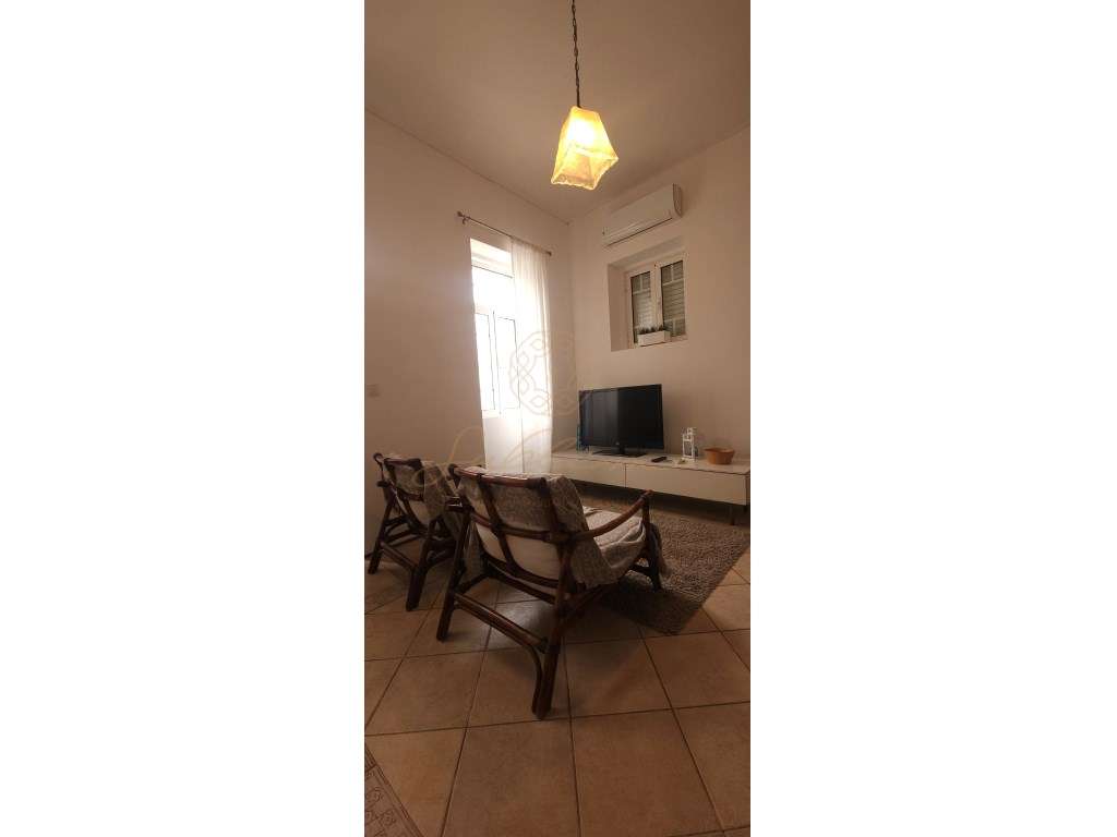 'Exclusivo' Prédio T3, Triplex em 2ª linha de Praia.-9