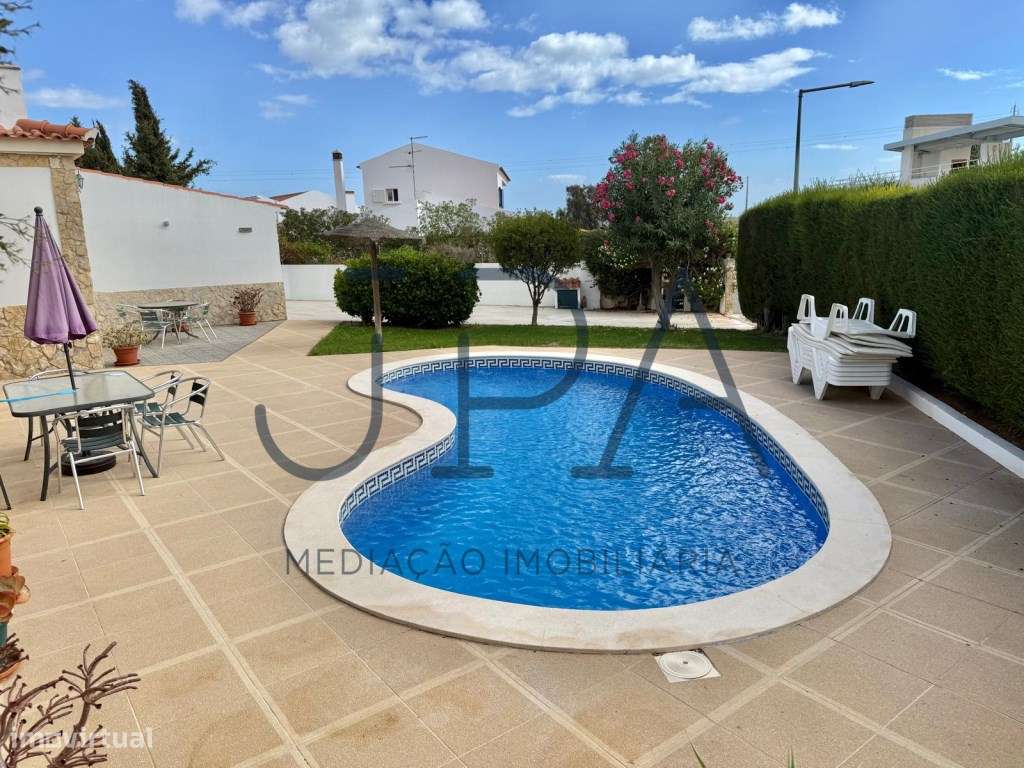 Moradia Isolada V4 +1 com Piscina e Garagem,Quinta do Sobral-42
