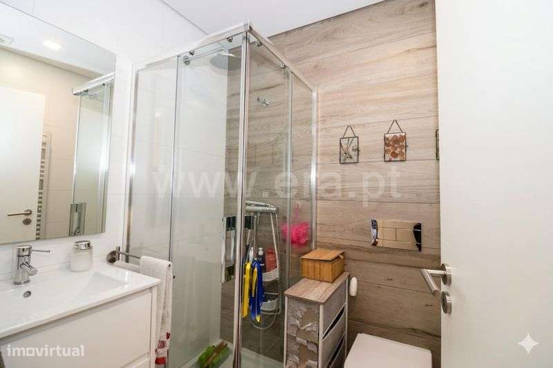 Descu apartamento T3 situado na prestigiada Av. da Europa , Viseu - Grande imagem: 5/9