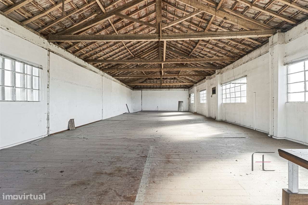 Armazém  Venda em São Paio de Oleiros,Santa Maria da Feira - Grande imagem: 5/32