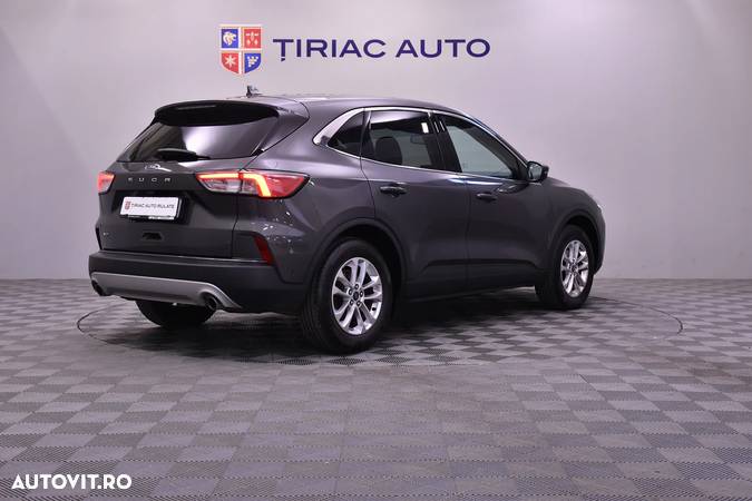 Ford Kuga - 5