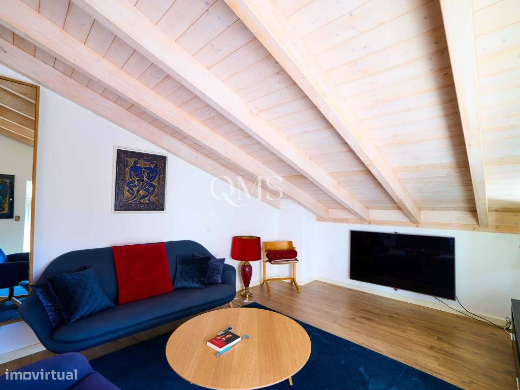 Duplex contemporâneo de três níveis em Santa Bárbara de Nexe, Algarve-19