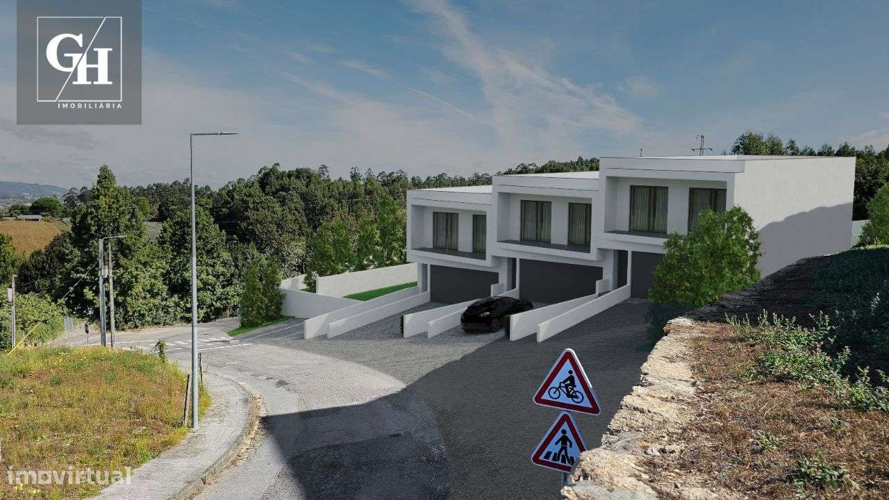 Terreno em Outiz – Possibilidade de construção para 3 moradias - Grande imagem: 4/22