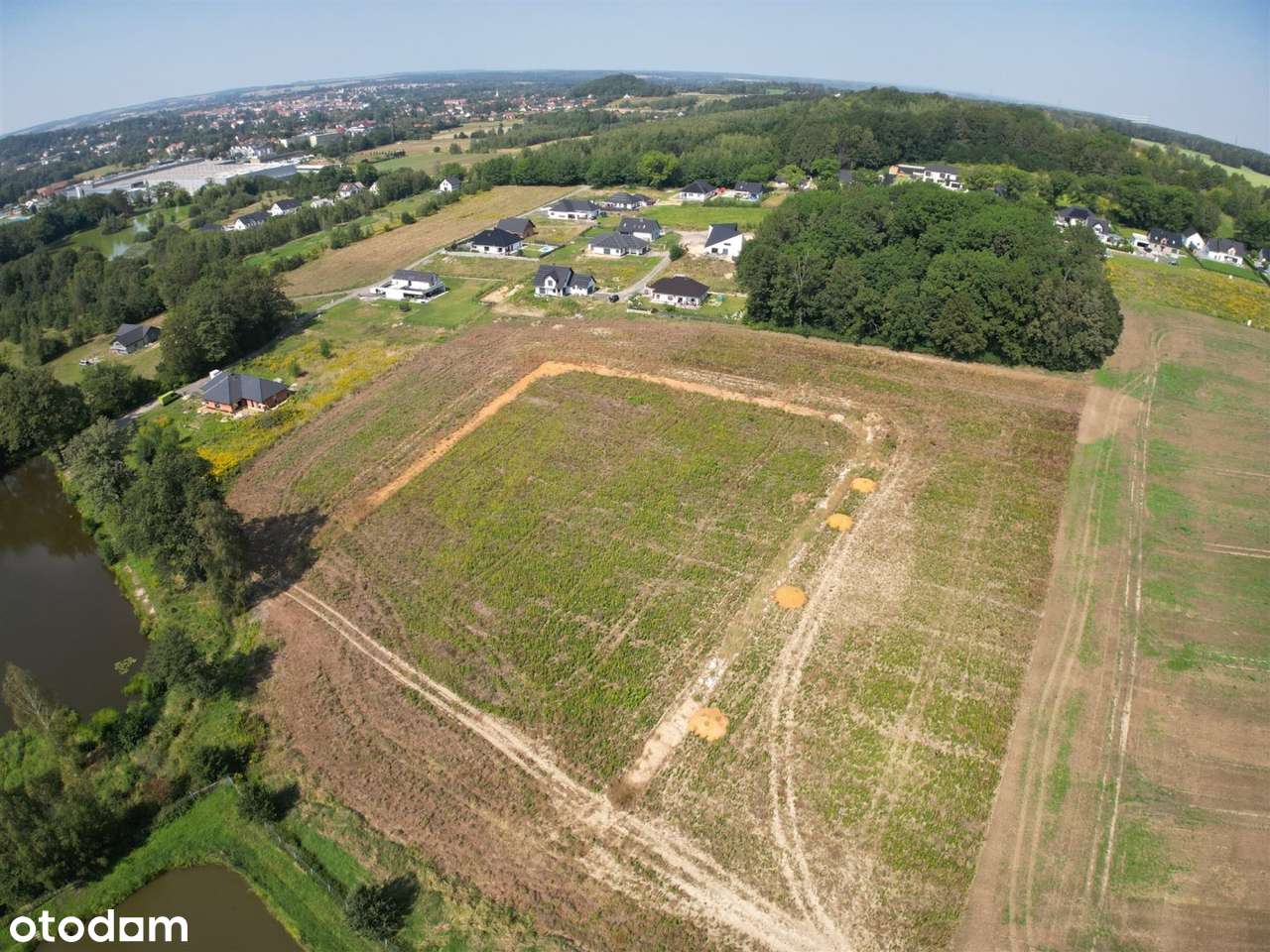 Działki na kameralnym osiedlu.-5