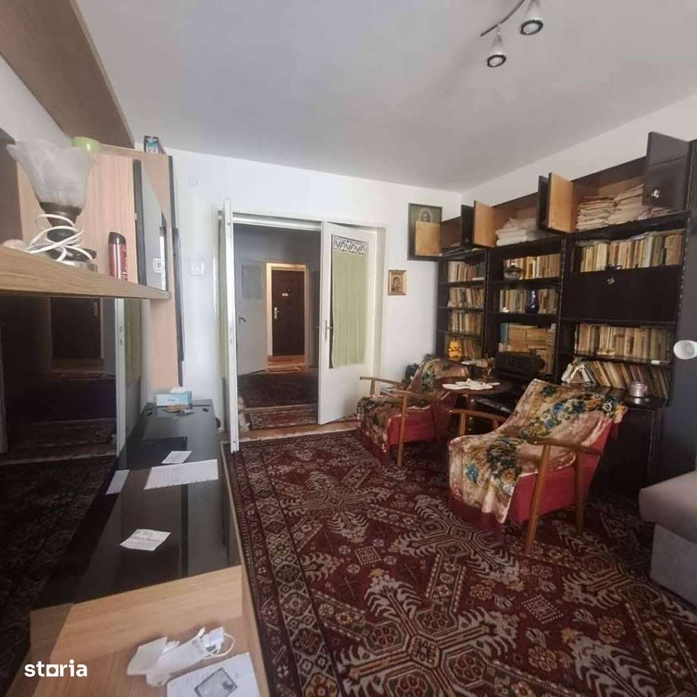 De vânzare apartament 3 camere, etaj 1, 59.000 euro - Imagine principală: 1/8