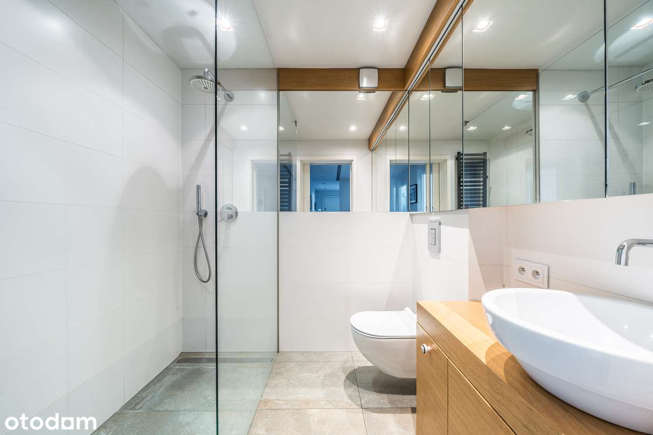 Komfortowe 4-pokojowe mieszkanie-16