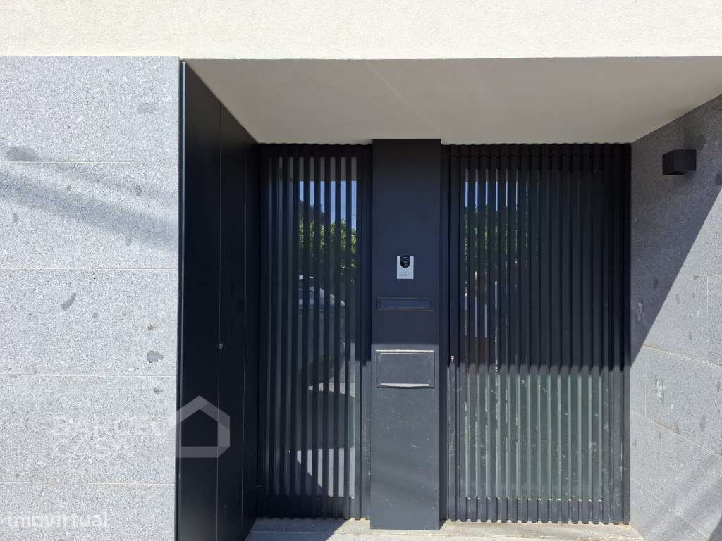 Moradia de Gaveto T3 Nova - O Seu Novo Refúgio às Portas de Barcelos-28
