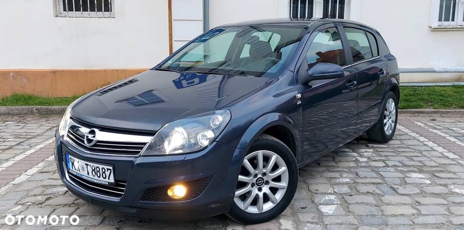 Opel Astra 1.8 Edition - 11