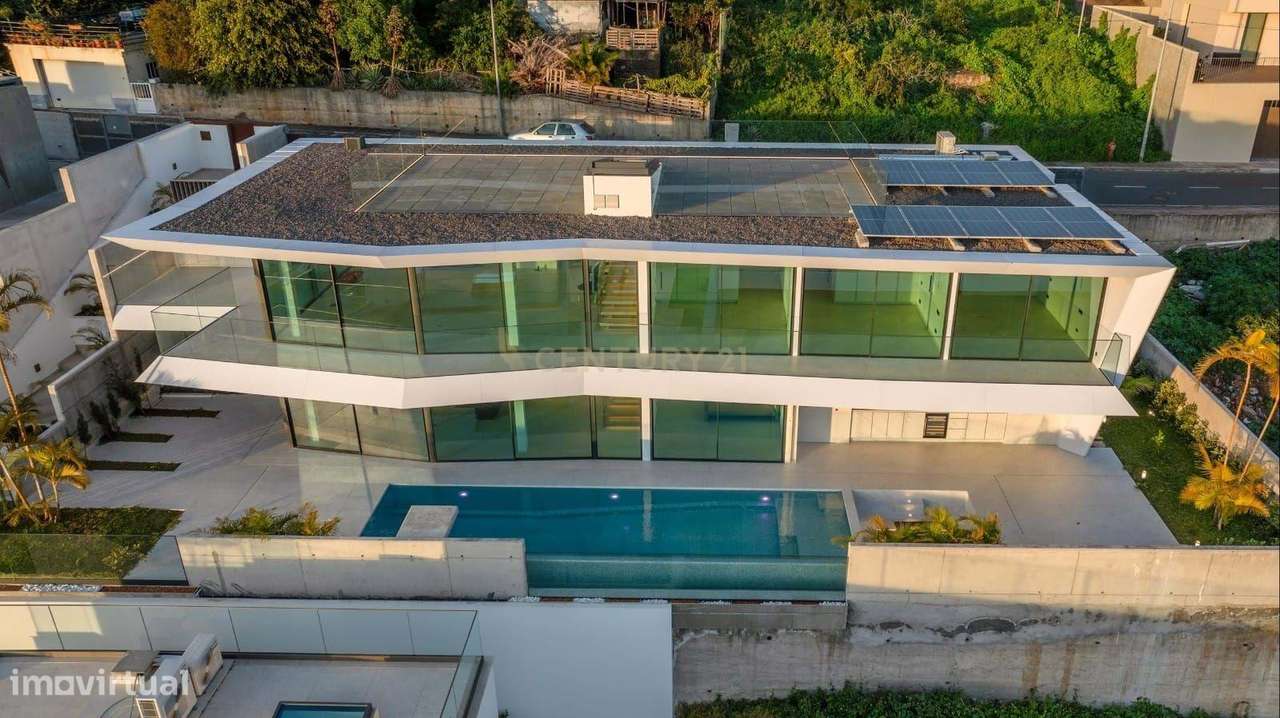 Luxuosa Moradia T4 no Funchal com Piscina e Vista Panorâmica - Grande imagem: 5/60