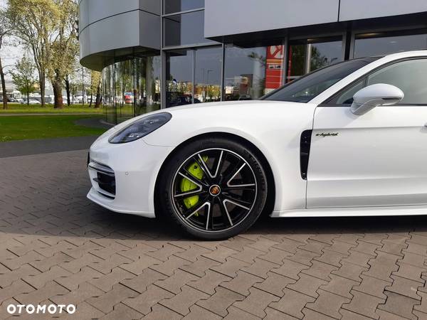 Porsche Panamera Turbo S E-Hybrid Sport Turismo - 9