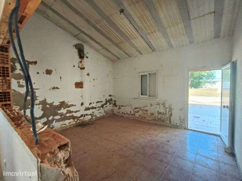 MORADIA T2 em Lote de 1560m2 - Grande imagem: 5/11