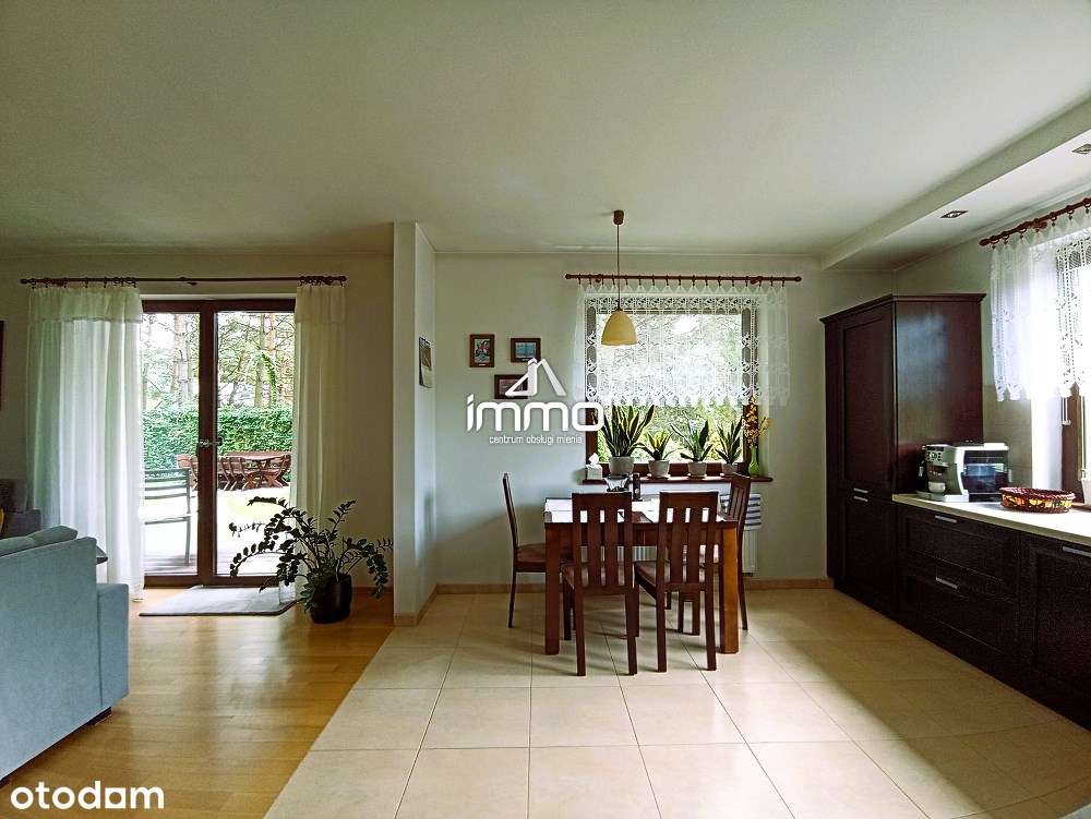 SOSNÓWKA, gm. Twardogóra - piękny dom z garażem w otulinie lasu-4