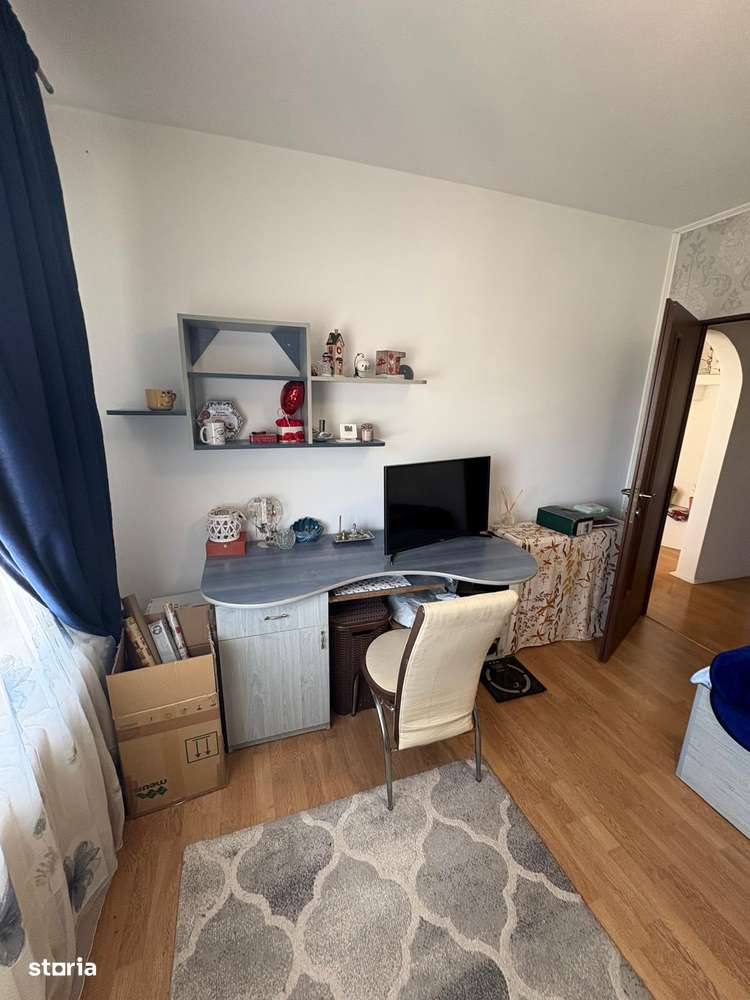 3 camere mircea cel batrin  70 mp bloc turn  125000 euro-7