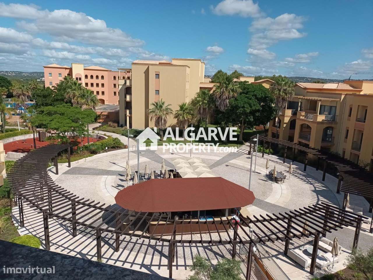 Apartamento de Luxo T2 junto ao Campo de Golfe Victoria em Vilamoura,-17