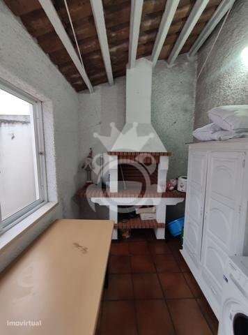 Moradia T3 no centro da Vila de Redondo-16