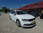 Volkswagen Jetta 2.0 TDI Trendline - 1