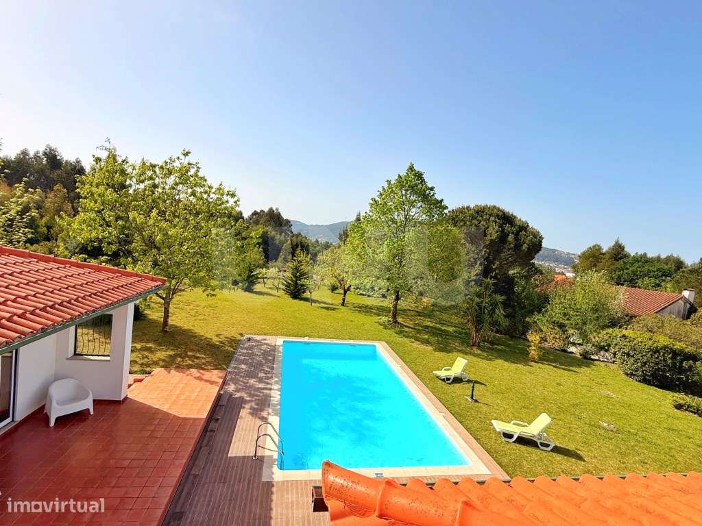 Moradia T4 com Piscina e 2 106m2 de Terreno em Caminha - Espaço e P...-44