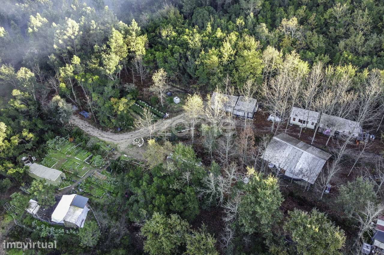 Terreno equipado para viver de uma forma Sustentável e ecologica - Grande imagem: 1/32