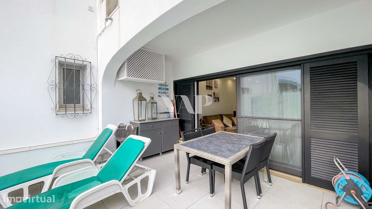 Apartamento T1+1 Duplex Renovado com Terraço em Vale do Lobo - Grande imagem: 2/17