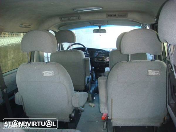 Hyundai H1 2002 para peças - 18