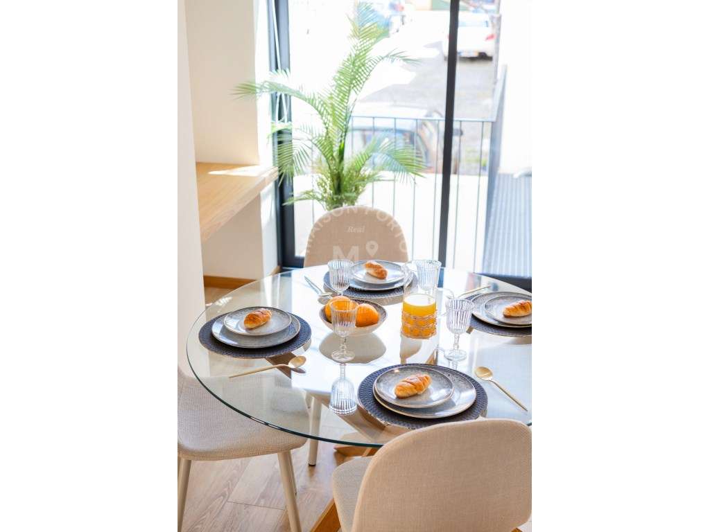 Apartamento T1 com Varanda Totalmente Equipado e Mobilado no Bonfim...-14