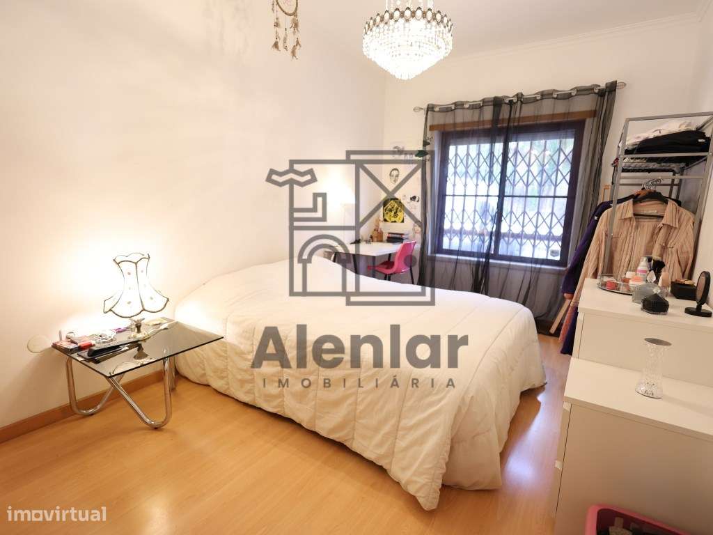 APARTAMENTO T2 em Vila Franca de Xira-10