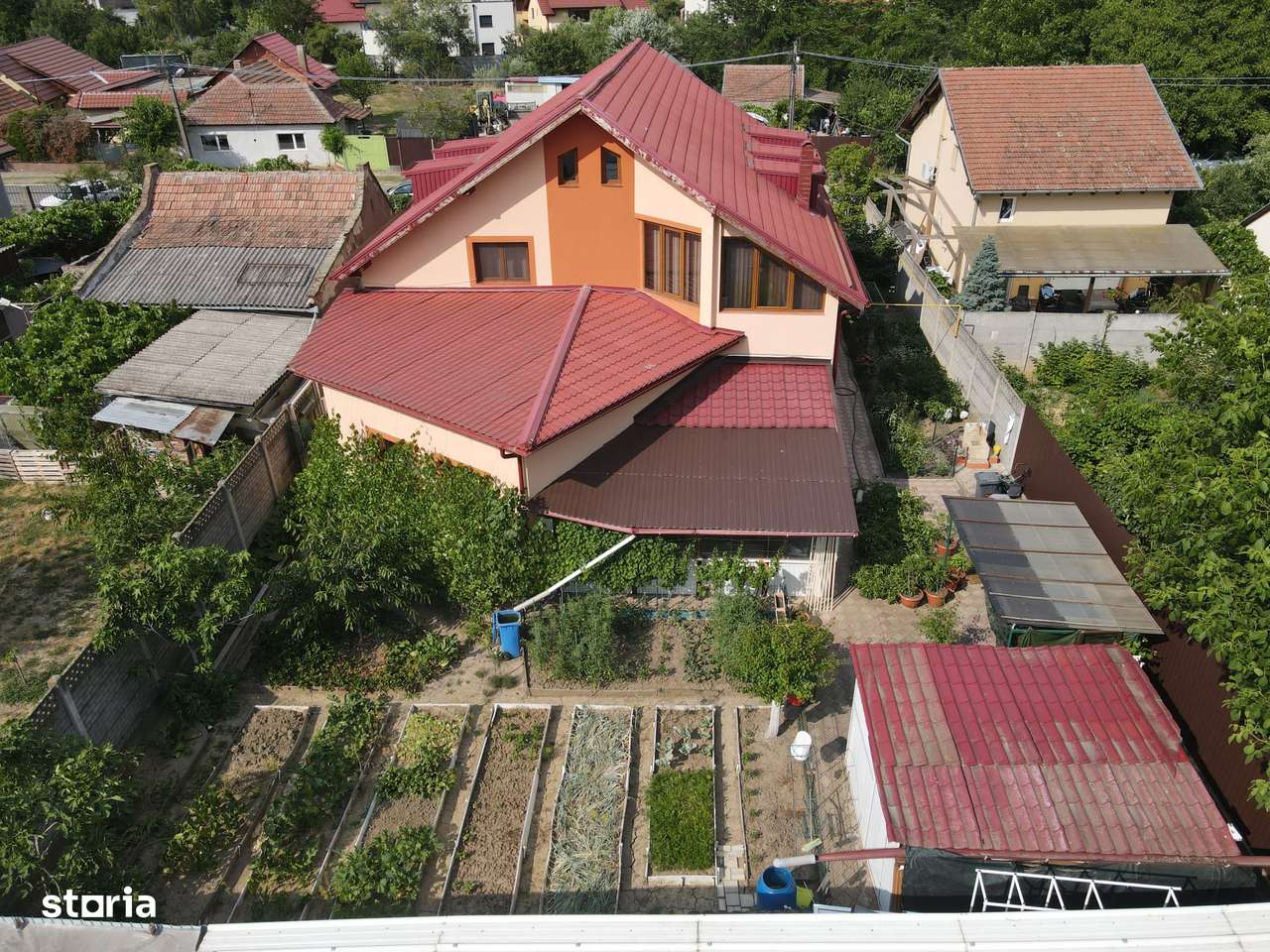 Casă Individuală cu 8 Camere și 4 Băi –  Ciarda Roșie - 375.000 Euro-17