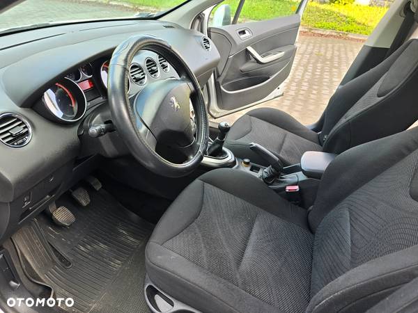 Peugeot 308 1.6 HDi Premium - 6