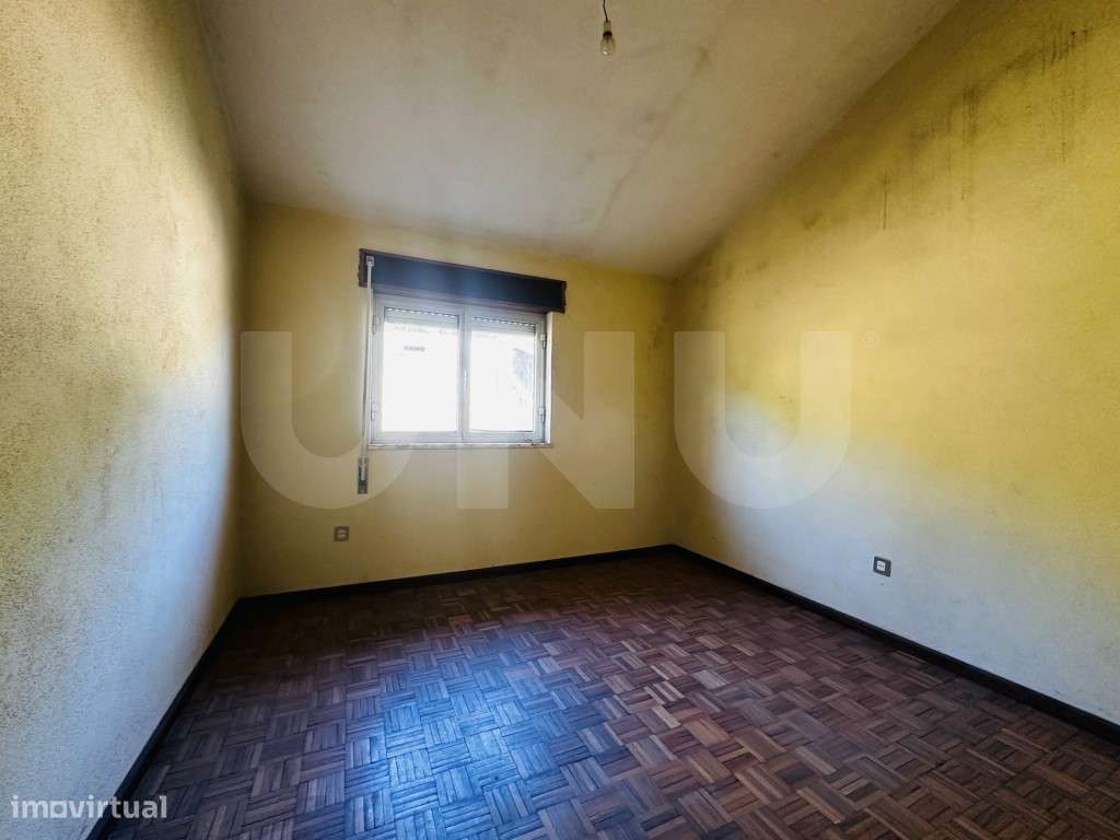 Moradia Espaçosa com Terreno e Potencial de Investimento - Atalaia,...-28