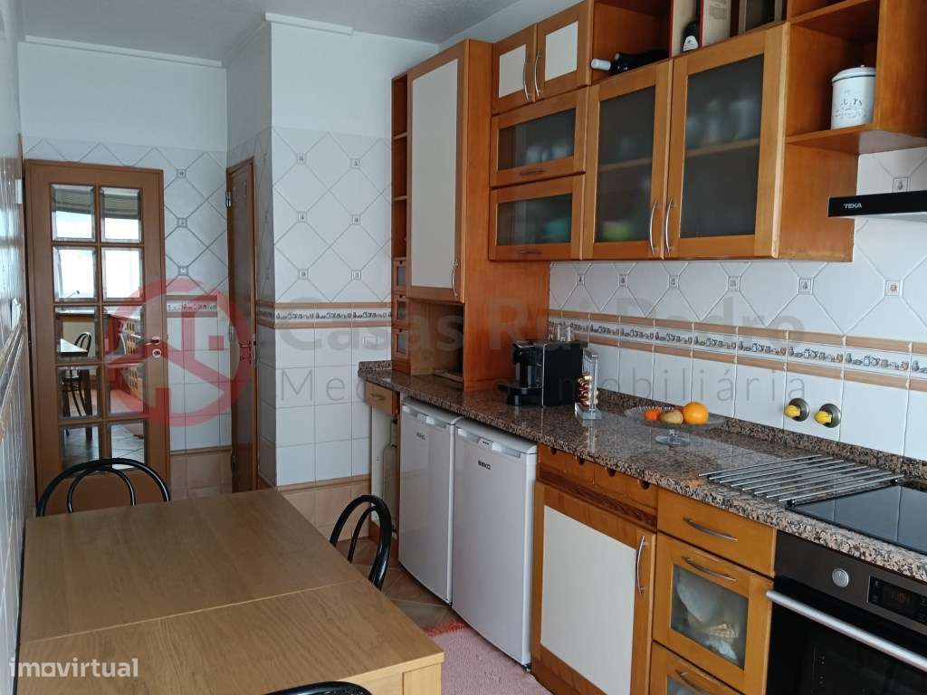 Apartamento T3 num 1º Andar na Quinta do Rouxinol, Corroios - Grande imagem: 3/15