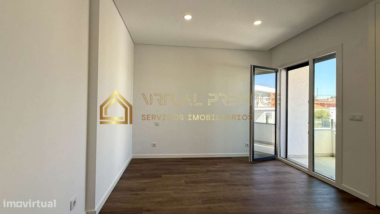 Moradia T4 Nova - 2 Suites - Piscina - Garagem - Valadares-26