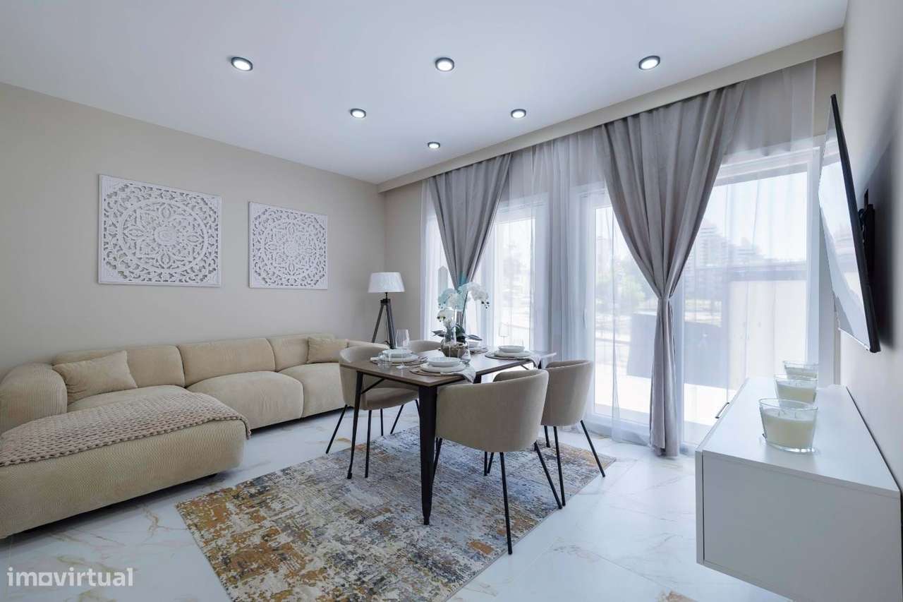 T2 no R/C, Edifício Luna Mar - Armação de Pêra - Grande imagem: 2/15