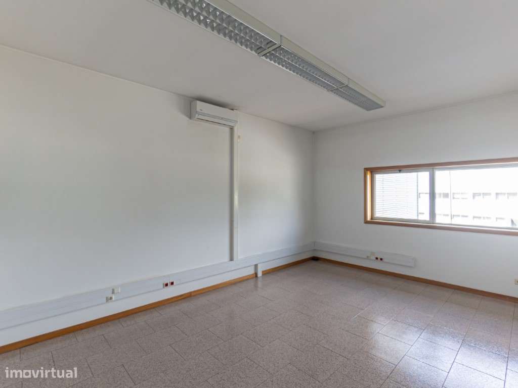 Escritório para arrendar no Castelo da Maia, Maia. - Grande imagem: 5/43