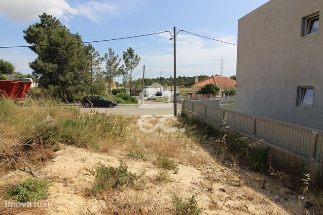 Terreno Urbano de 288m2, Foros de Amora-2