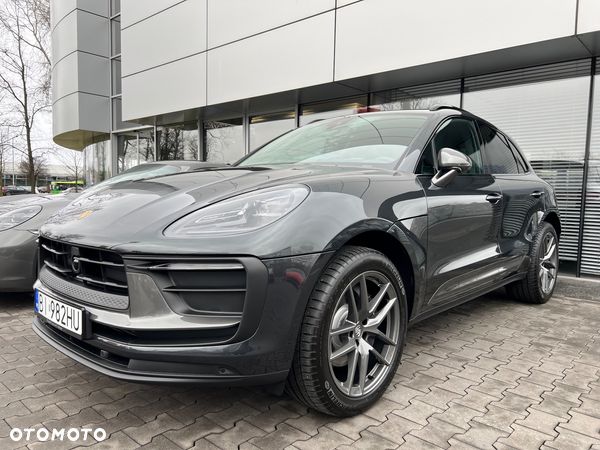 Porsche Macan T - 1