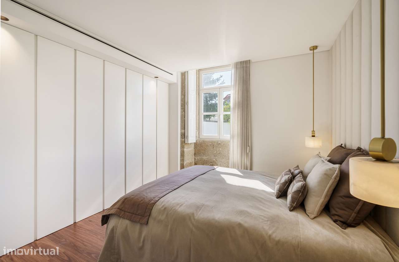 Apartamento T3 de luxo no Centro Histórico de Braga-39