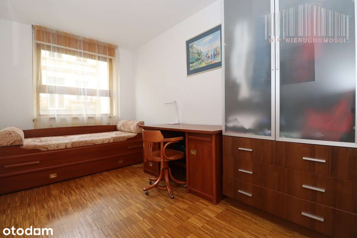 Komfortowy apartament z garażem i dużym tarasem, 2002 rok-15