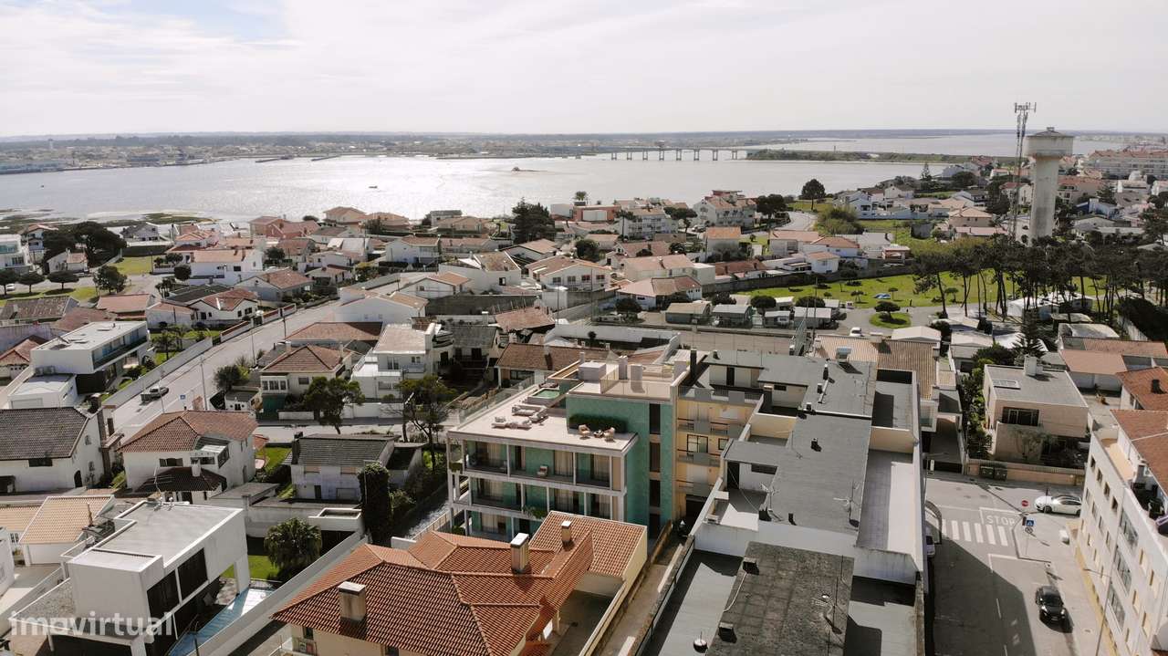 Apartamento T4 Duplex na Praia da Barra-23