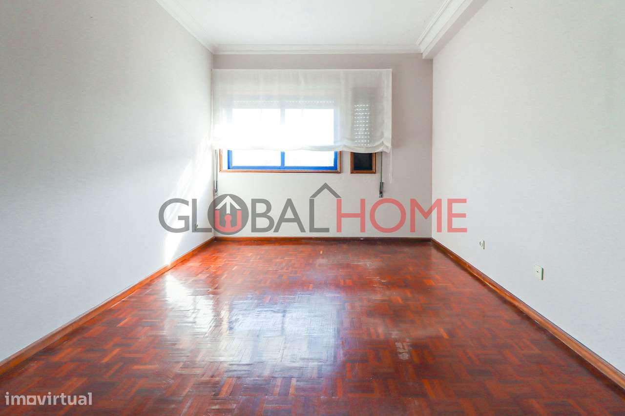 Apartamento T2 no centro de São Pedro da Cova-13