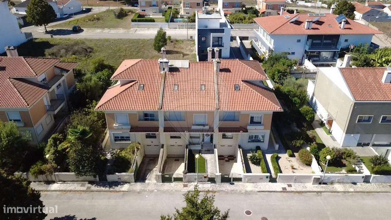 Moradia T4 para venda - Grande imagem: 1/50